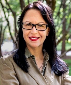 Jennifer Keishin Armstrong